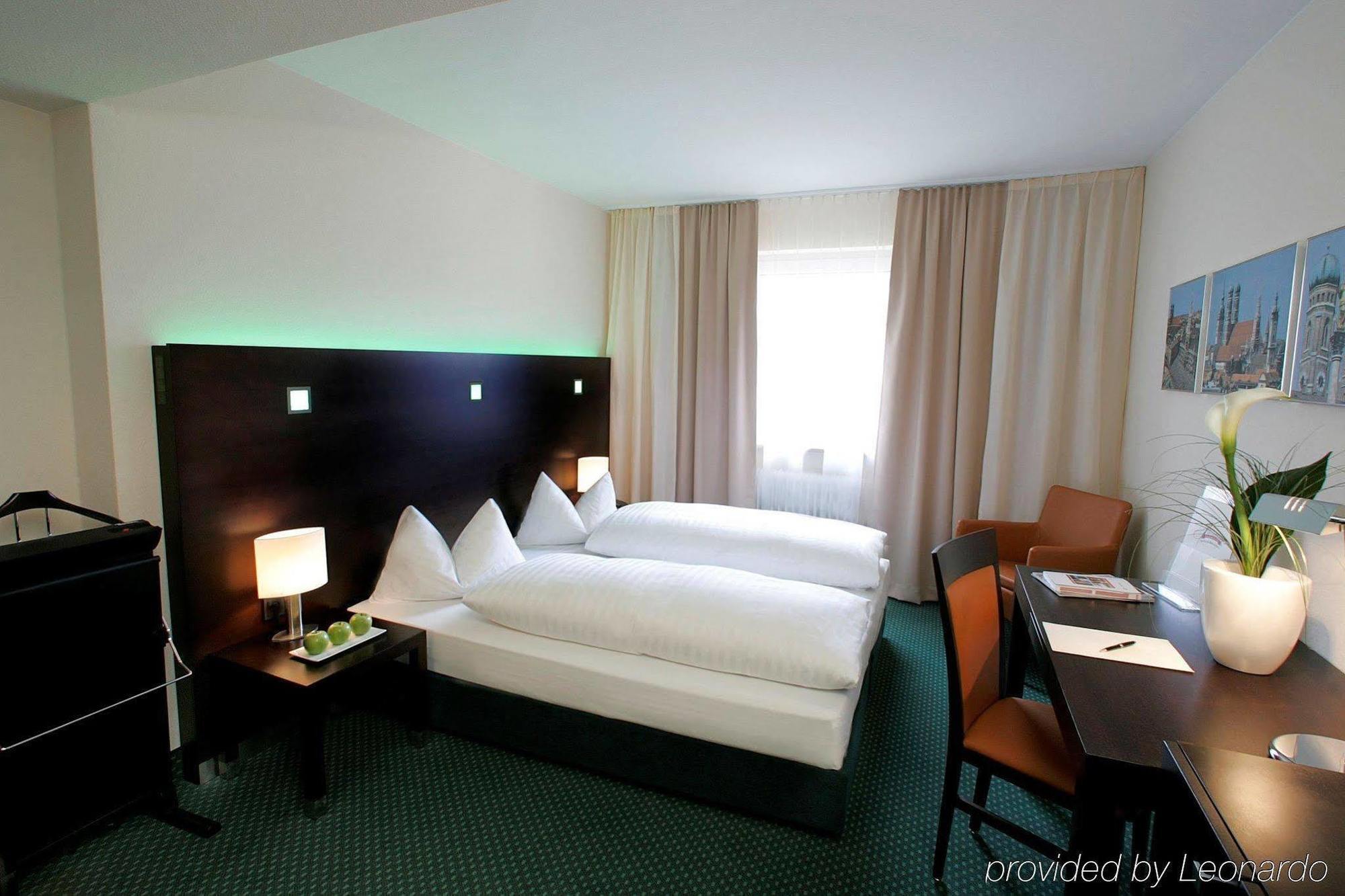 Flemings Hotel Frankfurt Hamburger Allee Frankfurt am Main Rum bild